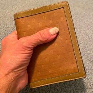 FENDI leather taupe wallet